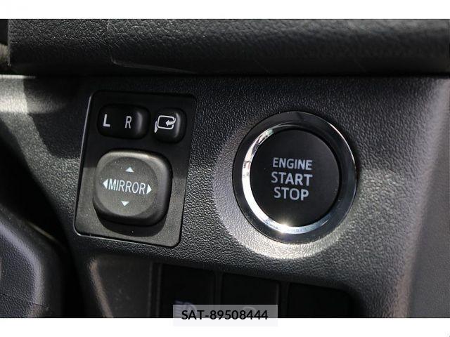 Toyota HIACE VAN 2025-01 7454661-12