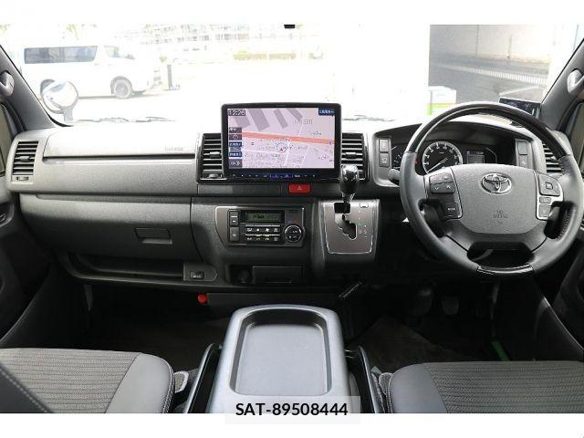 Toyota HIACE VAN 2025-01 7454661-3
