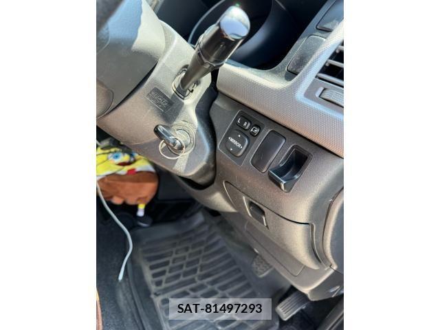 Toyota HIACE VAN 2013-02 7454678-9