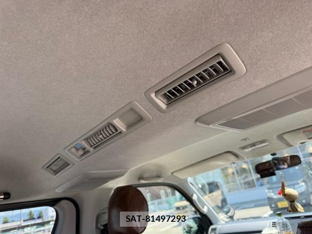 Toyota HIACE VAN 2013-02 7454678-12