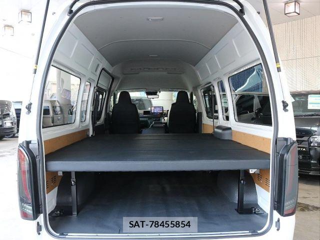 Toyota HIACE VAN 2026-01 7454660-11