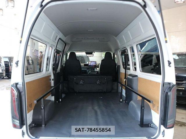 Toyota HIACE VAN 2026-01 7454660-12