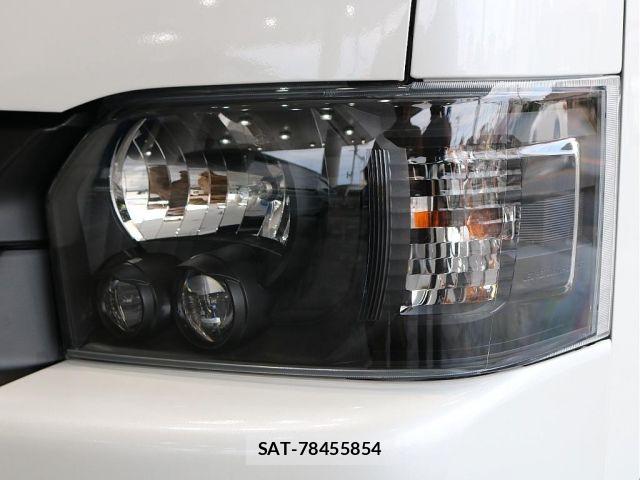 Toyota HIACE VAN 2026-01 7454660-15