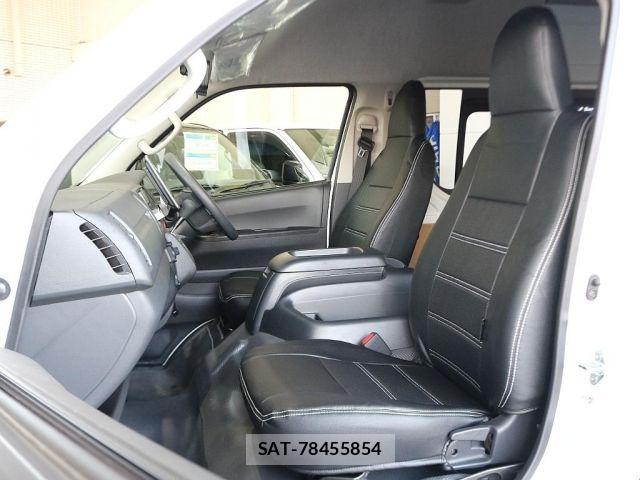 Toyota HIACE VAN 2026-01 7454660-1