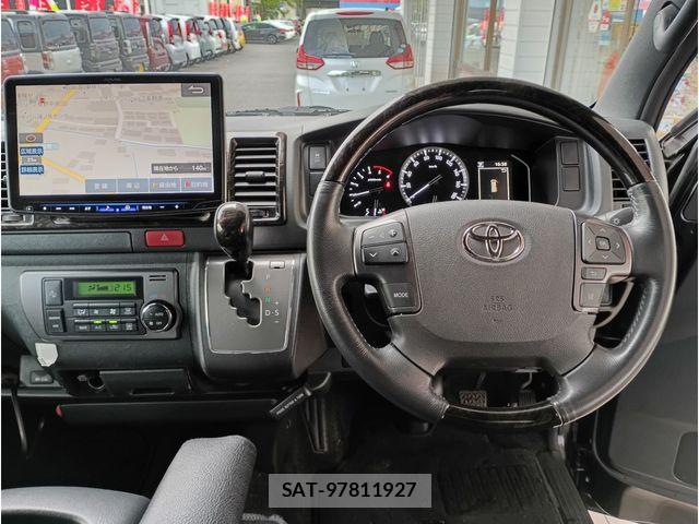 Toyota HIACE VAN 2020-06 7454676-1