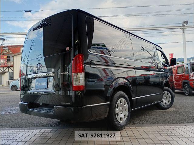 Toyota HIACE VAN 2020-06 7454676-2
