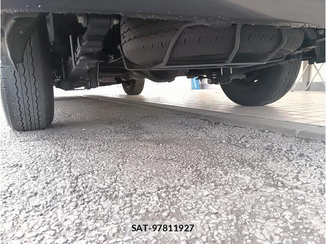 Toyota HIACE VAN 2020-06 7454676-8