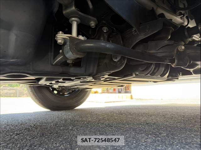 Toyota HIACE VAN 2022-05 7454673-1