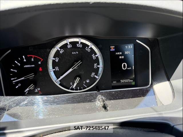 Toyota HIACE VAN 2022-05 7454673-6