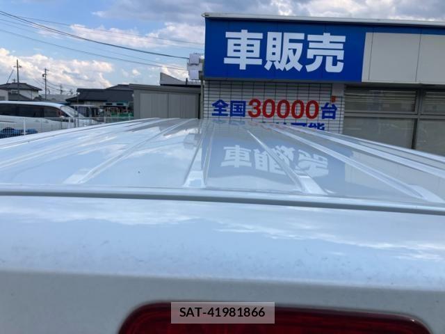 Toyota HIACE VAN 2019-07 7454686-4