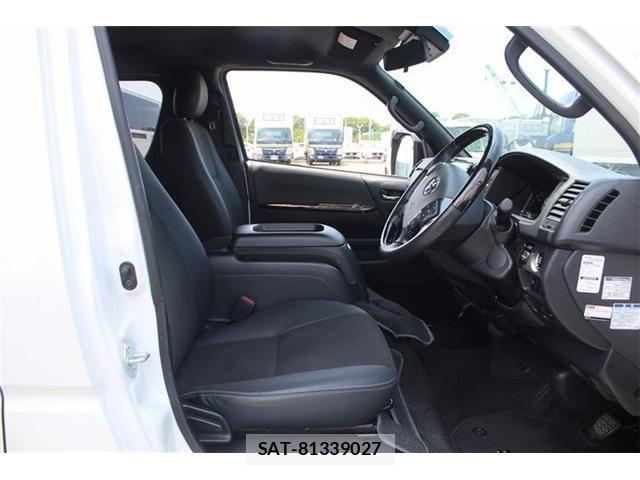 Toyota HIACE VAN 2021-03 7454677-21