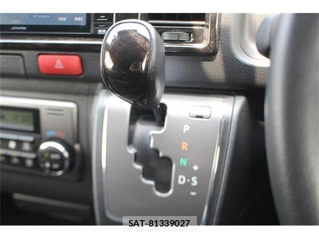 Toyota HIACE VAN 2021-03 7454677-25