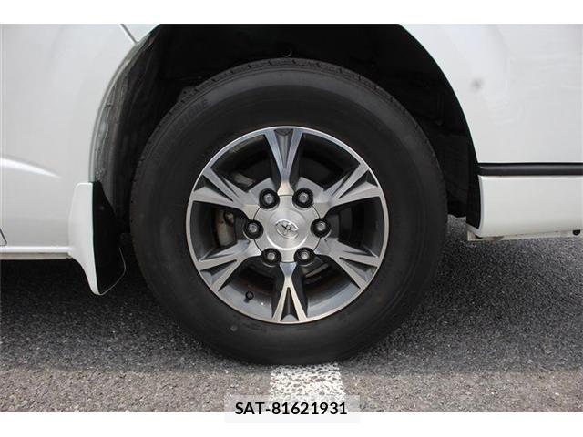 Toyota HIACE VAN 2023-02 7454674-13