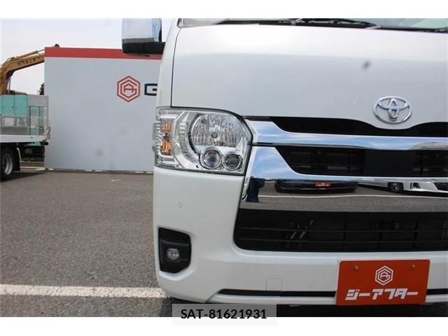 Toyota HIACE VAN 2023-02 7454674-15