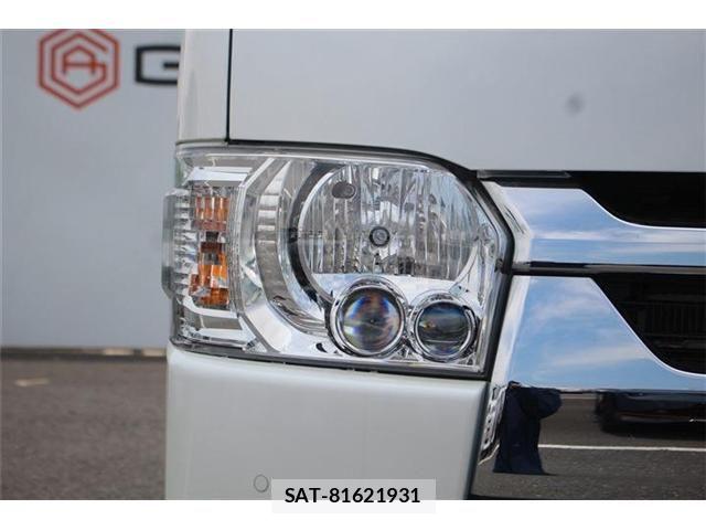 Toyota HIACE VAN 2023-02 7454674-16