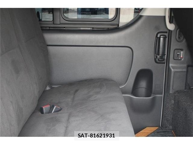 Toyota HIACE VAN 2023-02 7454674-22