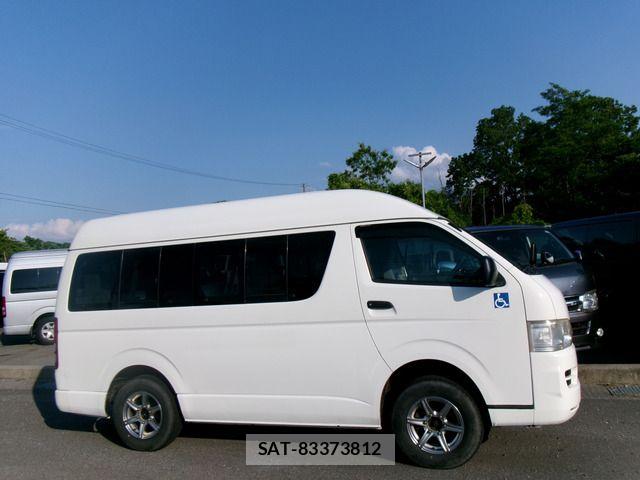 Toyota HIACE VAN 2010-04 7454687-4