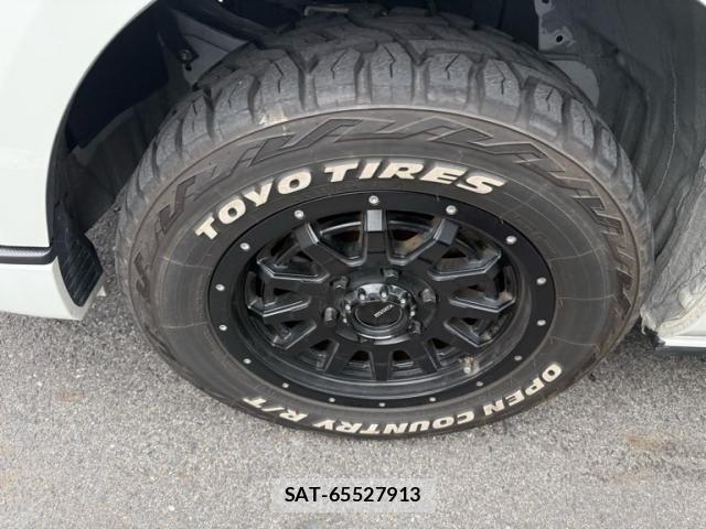 Toyota HIACE VAN 2022-09 7454672-5