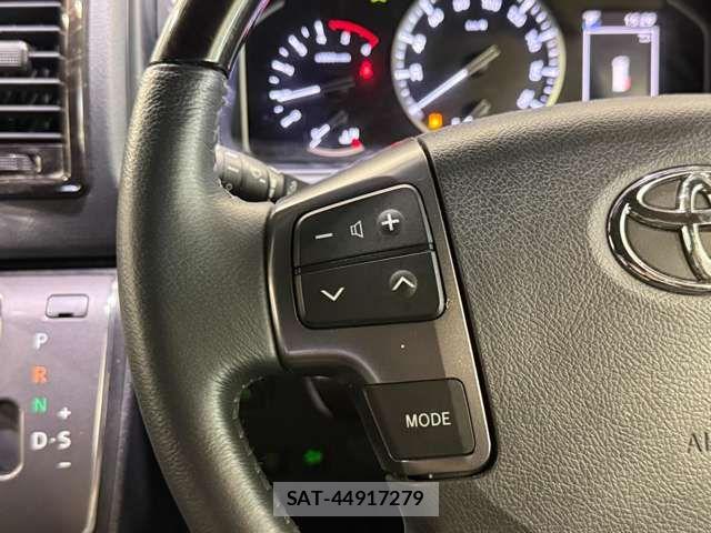 Toyota HIACE VAN 2023-04 7454675-12