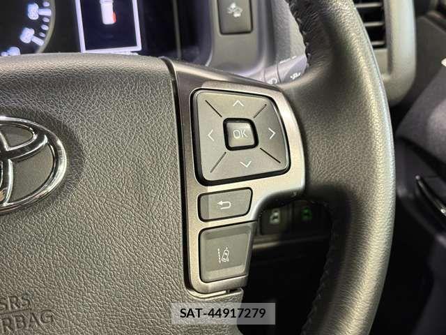 Toyota HIACE VAN 2023-04 7454675-13