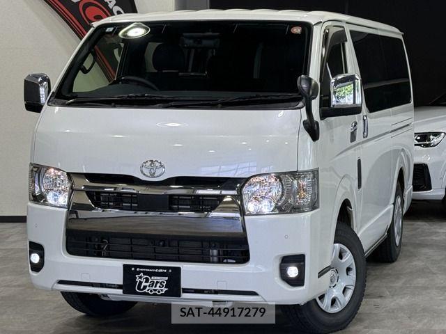 Toyota HIACE VAN 2023-04 7454675-1