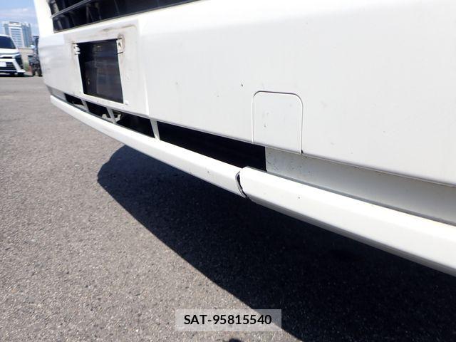 Toyota HIACE VAN 2017-05 7500832-19