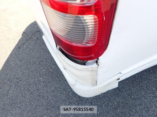 Toyota HIACE VAN 2017-05 7500832-23