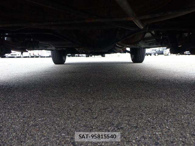 Toyota HIACE VAN 2017-05 7500832-7