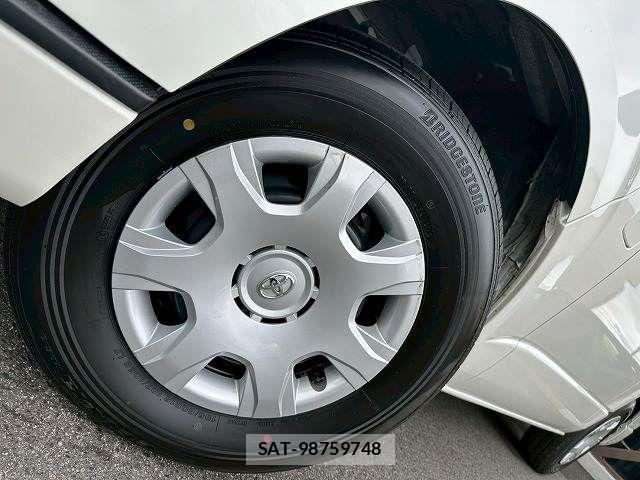 Toyota HIACE VAN 2022-09 7500824-19