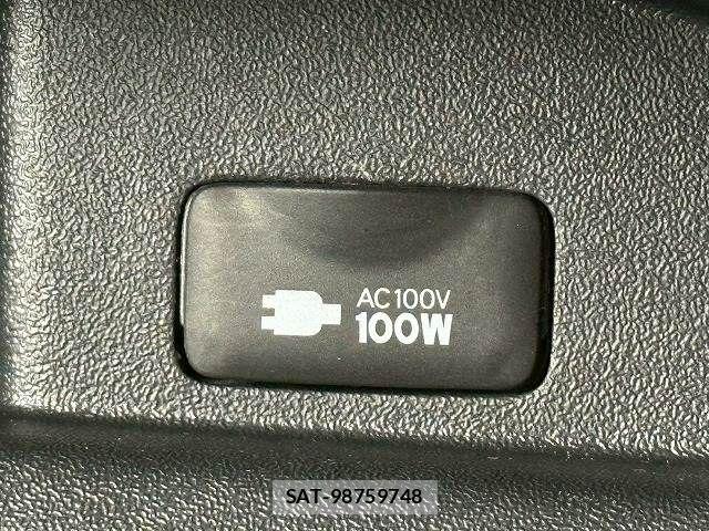Toyota HIACE VAN 2022-09 7500824-8