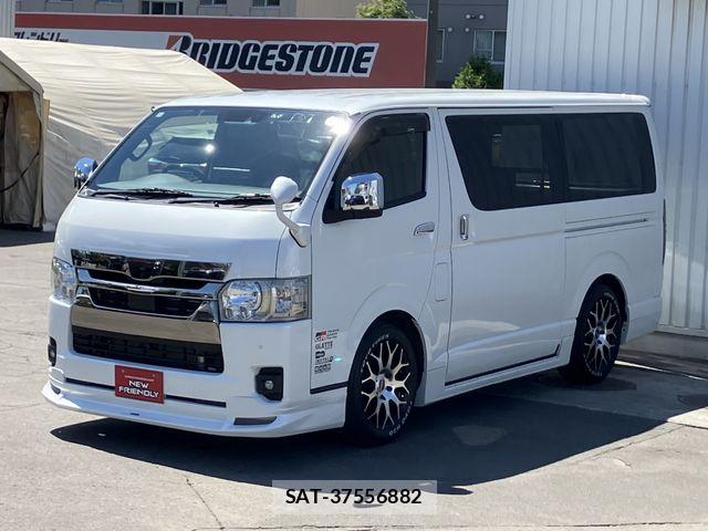 Toyota HIACE VAN 2022-07 7500820-17
