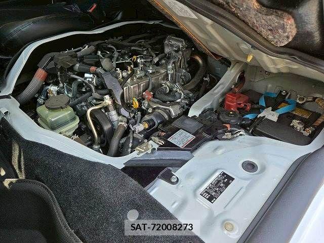 Toyota HIACE VAN 2024-02 7500822-17