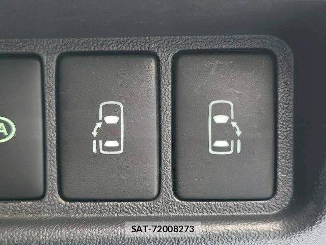 Toyota HIACE VAN 2024-02 7500822-4