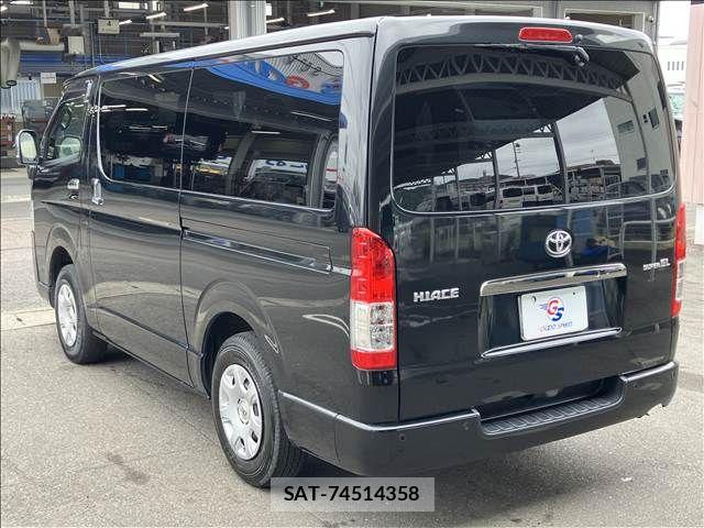 Toyota HIACE VAN 2021-02 7500828-16
