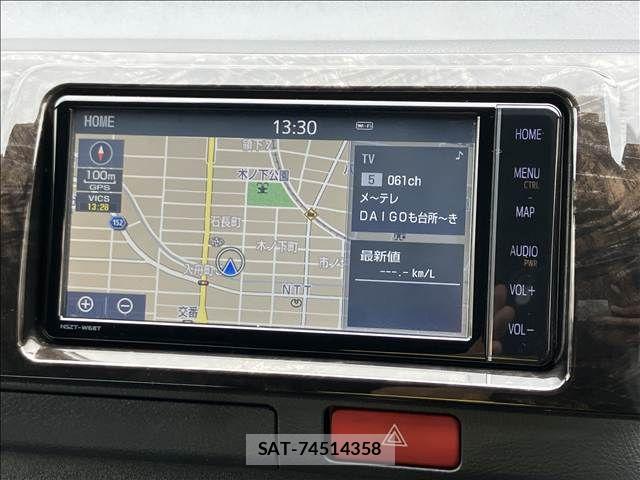 Toyota HIACE VAN 2021-02 7500828-2