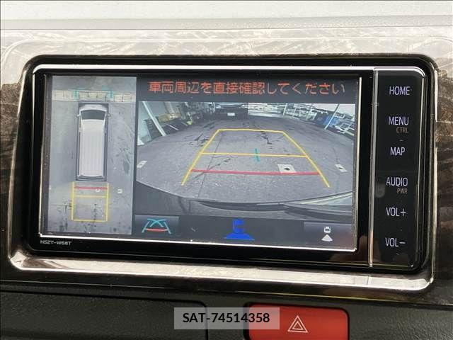 Toyota HIACE VAN 2021-02 7500828-3