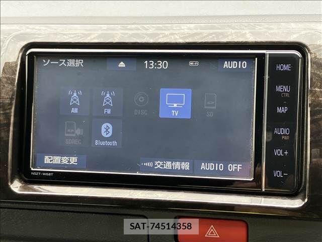 Toyota HIACE VAN 2021-02 7500828-4