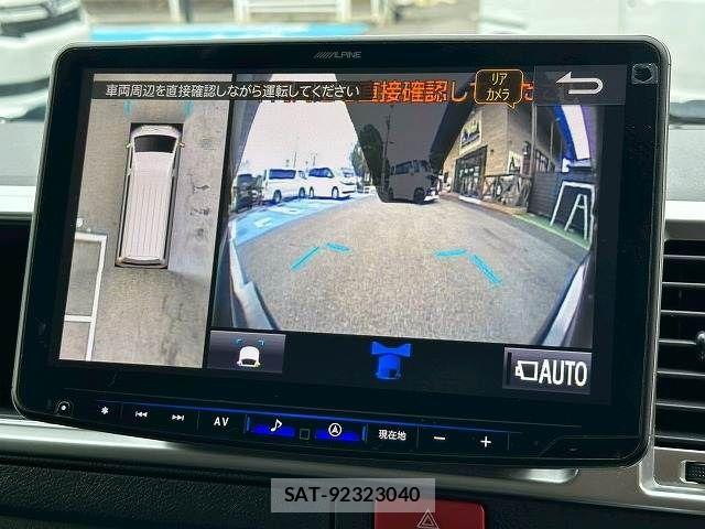 Toyota HIACE VAN 2022-06 7500825-3