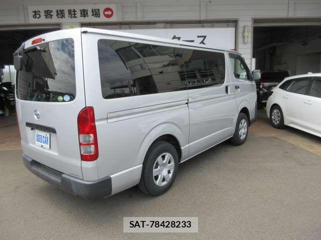 Toyota HIACE VAN 2019-09 7500829-14