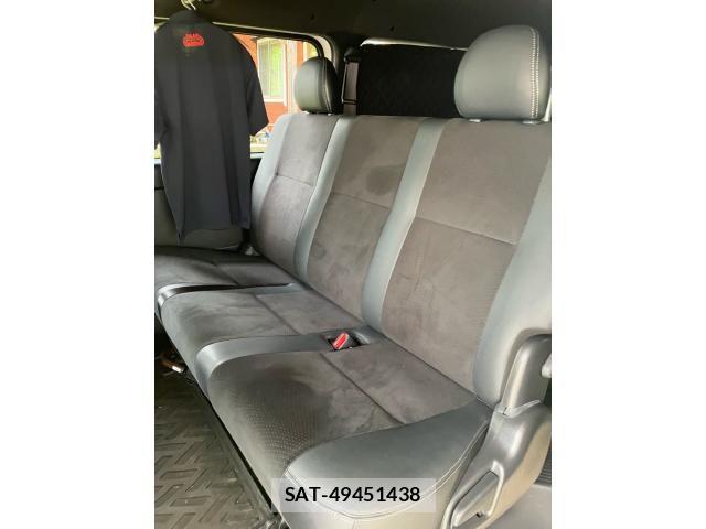 Toyota HIACE VAN 2019-11 7508791-9