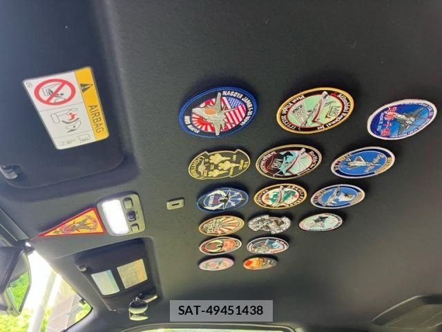 Toyota HIACE VAN 2019-11 7508791-12