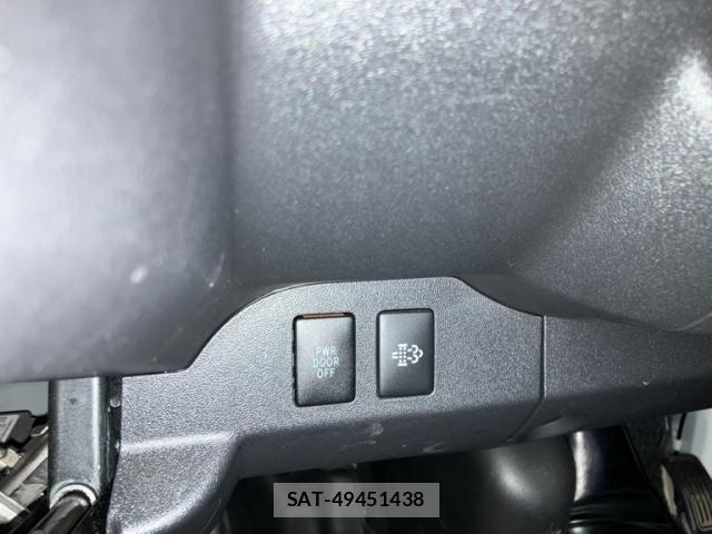 Toyota HIACE VAN 2019-11 7508791-20