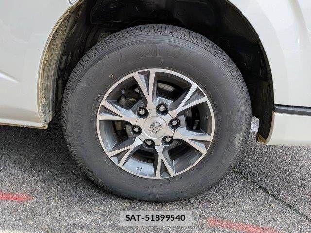 Toyota HIACE VAN 2020-03 7500827-14