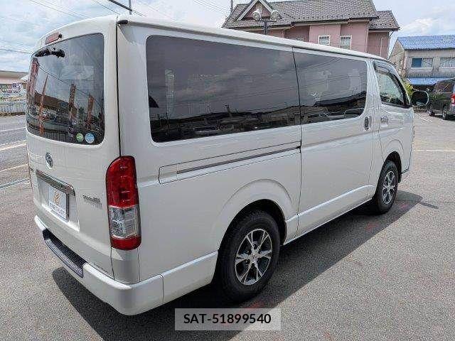 Toyota HIACE VAN 2020-03 7500827-18