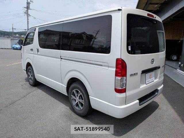 Toyota HIACE VAN 2020-03 7500827-20