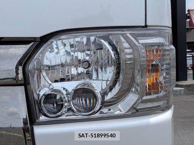 Toyota HIACE VAN 2020-03 7500827-22
