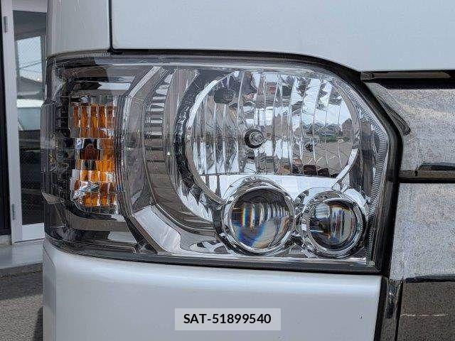 Toyota HIACE VAN 2020-03 7500827-23