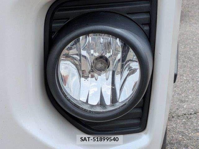 Toyota HIACE VAN 2020-03 7500827-24