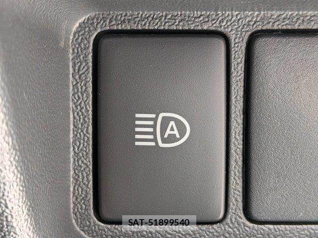 Toyota HIACE VAN 2020-03 7500827-6