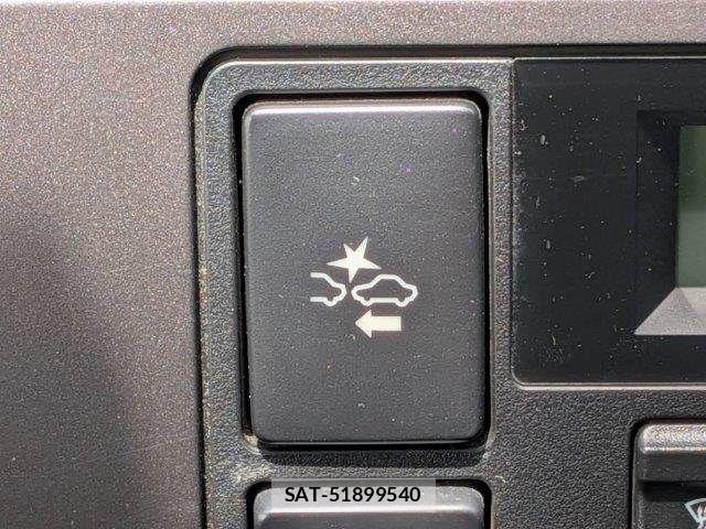 Toyota HIACE VAN 2020-03 7500827-7